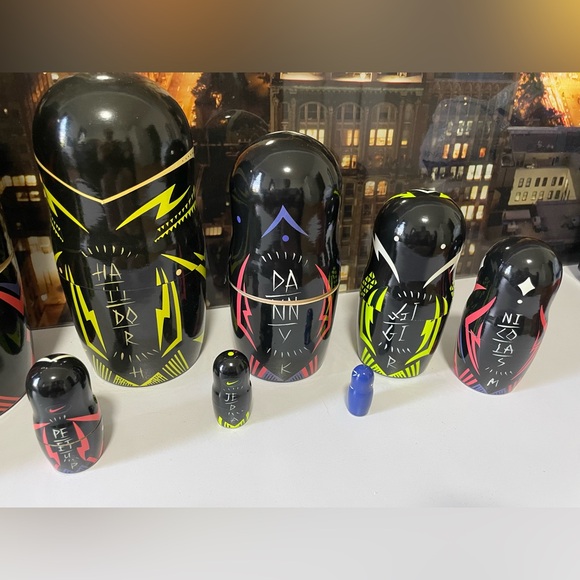 RARE NIKE  SNOWBOARDING NESTING DOLLS Complete Set - Picture 7 of 7